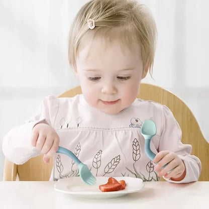 Baby Model mit biegsamen Gabel und Löffel